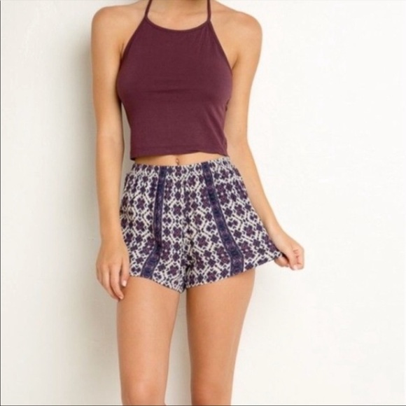 Brandy Melville Elastic Waist Shorts - Picture 5 of 5